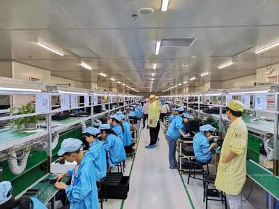 蘇寧拼購助力老人機企業轉型“革命” 拼拼工廠帶來多方共贏，開啟智能產品銷售新篇章